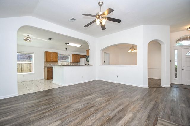 3626 Stratford Town Lane, Sugar Land, TX 77498