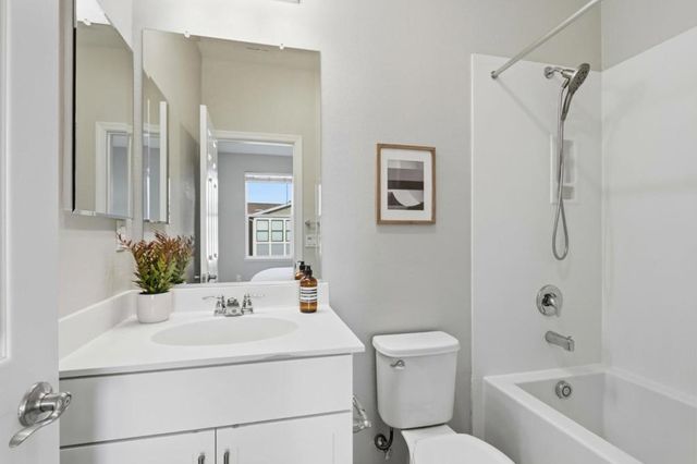 2760 Ball Place 2, Santa Clara, CA 95051