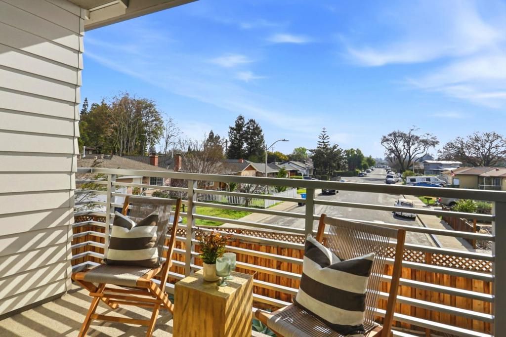 Image 35 of property listing at 2760 Ball Place 2, Santa Clara, CA 95051