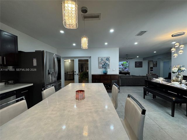 8424 Miramar Pkwy, Miramar, FL 33025