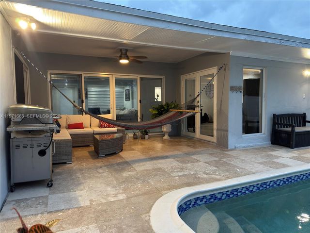 8424 Miramar Pkwy, Miramar, FL 33025