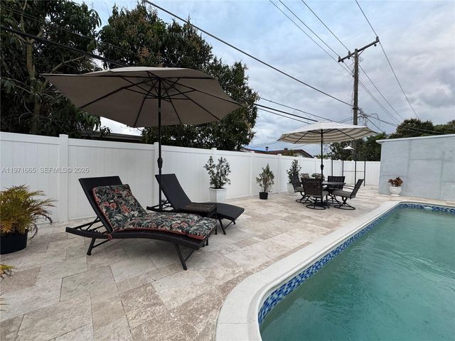 8424 Miramar Pkwy, Miramar, FL 33025