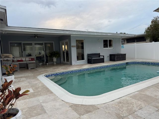 8424 Miramar Pkwy, Miramar, FL 33025