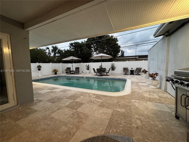 8424 Miramar Pkwy, Miramar, FL 33025