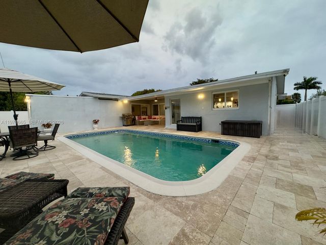 8424 Miramar Pkwy, Miramar, FL 33025