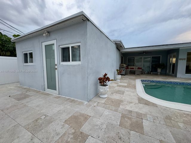 8424 Miramar Pkwy, Miramar, FL 33025