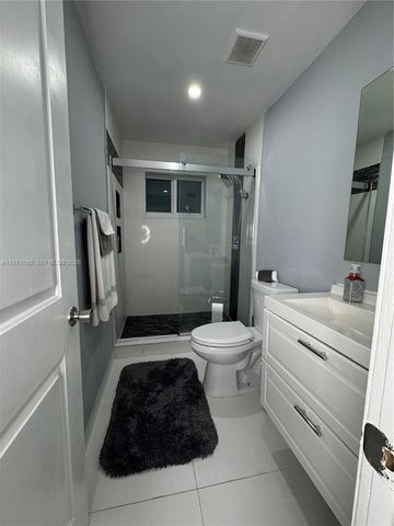 8424 Miramar Pkwy, Miramar, FL 33025