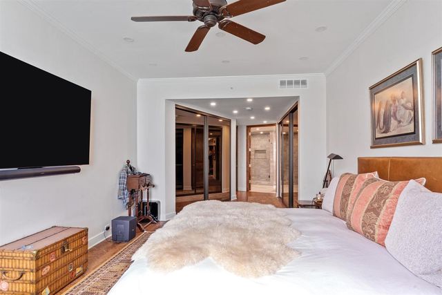 680 N Lake Shore Drive 1103, Chicago, IL 60611