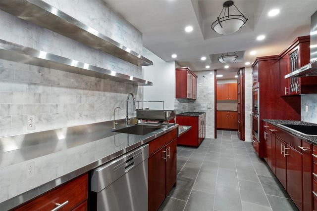 680 N Lake Shore Drive 1103, Chicago, IL 60611