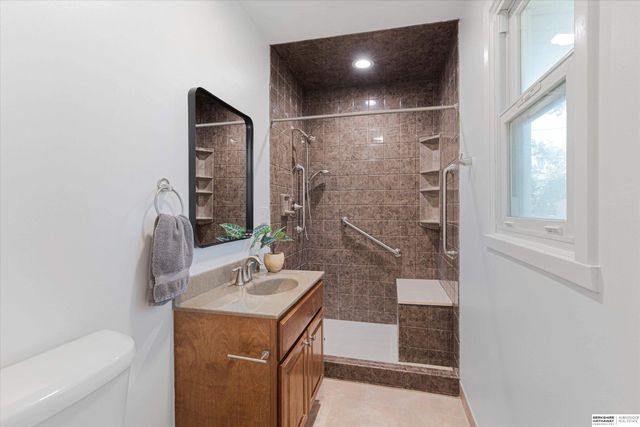 4915 Robin Drive, Bellevue, NE 68157