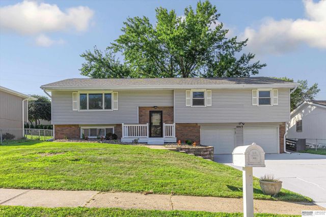 4915 Robin Drive, Bellevue, NE 68157