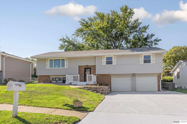 4915 Robin Drive, Bellevue, NE 68157