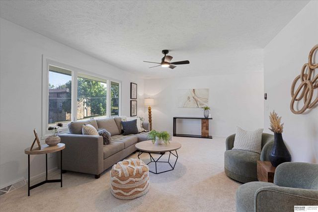 4915 Robin Drive, Bellevue, NE 68157