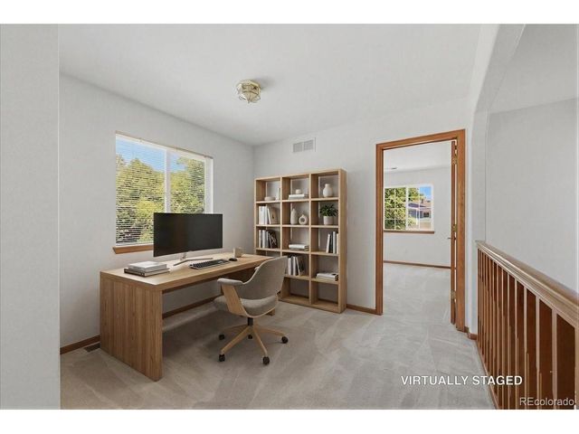 501 Saint Andrews Dr, Longmont, CO 80504