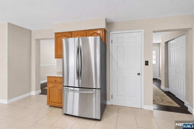 10 Tice Road, West Milford, NJ 07421