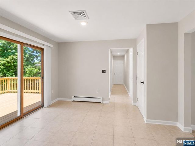10 Tice Road, West Milford, NJ 07421
