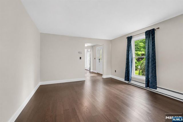 10 Tice Road, West Milford, NJ 07421