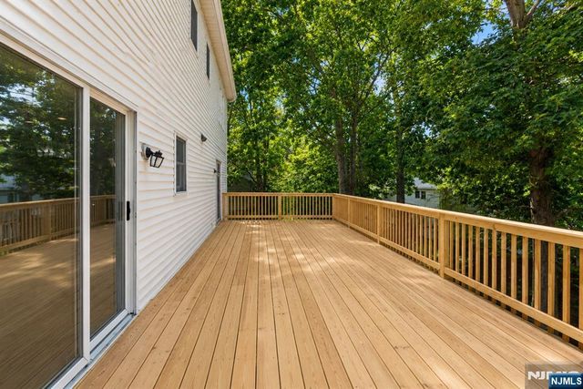 10 Tice Road, West Milford, NJ 07421