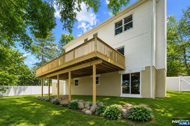 10 Tice Road, West Milford, NJ 07421