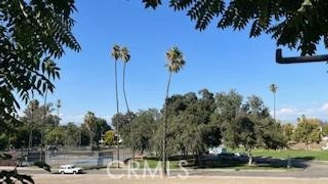 3943 Ridge Road, Riverside, CA 92501
