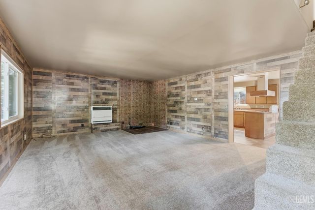 10729 Pine Drive, Wofford Heights, CA 93285