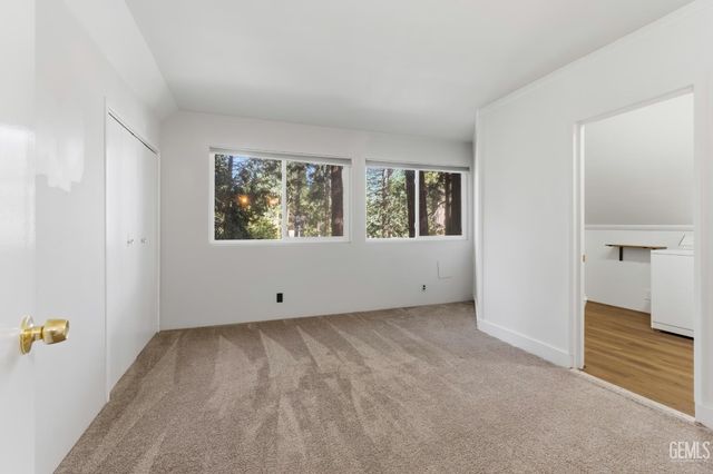 10729 Pine Drive, Wofford Heights, CA 93285