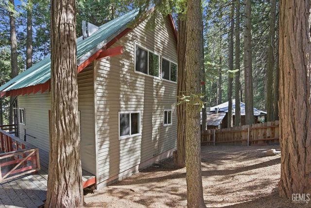 10729 Pine Drive, Wofford Heights, CA 93285