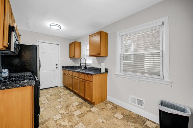 8458 S Vernon Avenue, Chicago, IL 60619