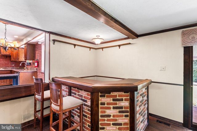 1713 RED OAK RD, Williamstown, NJ 08094