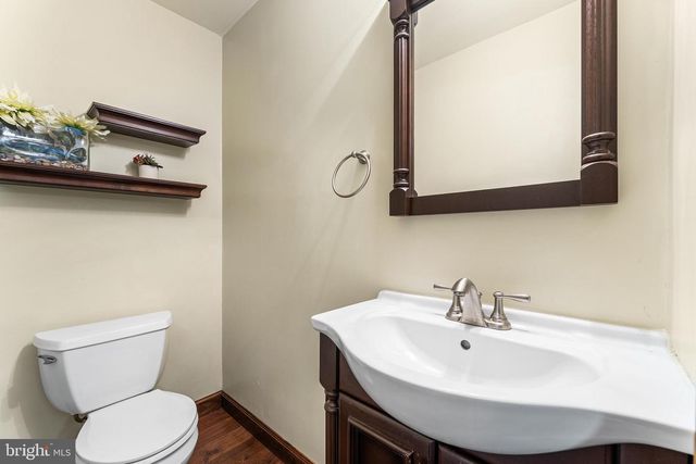 1713 RED OAK RD, Williamstown, NJ 08094