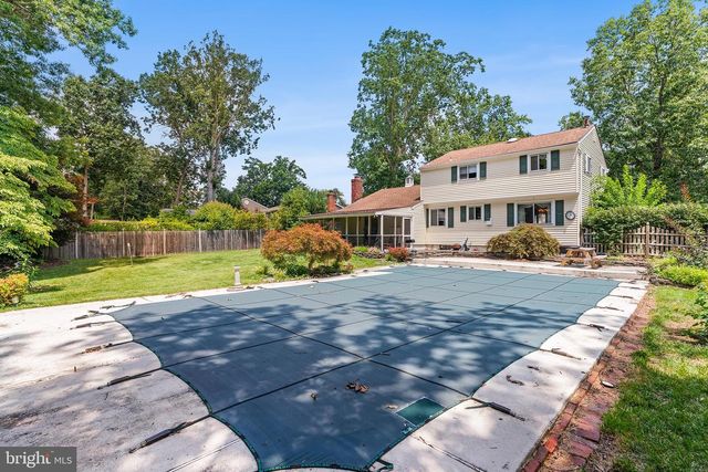 1713 RED OAK RD, Williamstown, NJ 08094