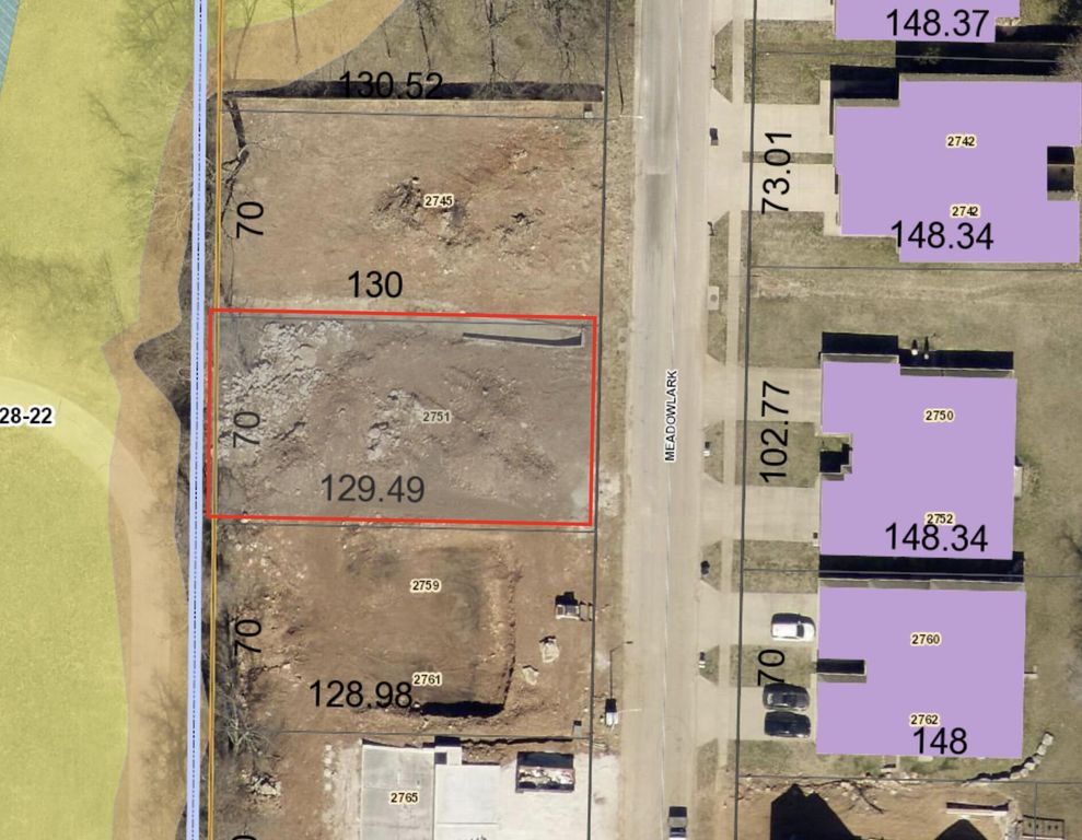 2751 S Meadowlark Avenue, Springfield, MO 65807