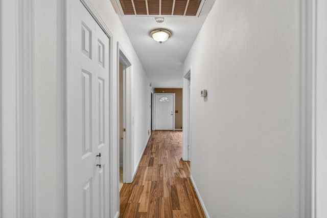 2600 Connie Dr, Sacramento, CA 95815