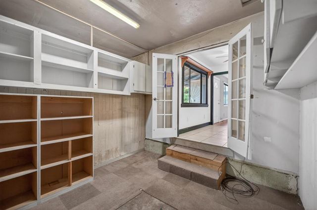 2600 Connie Dr, Sacramento, CA 95815