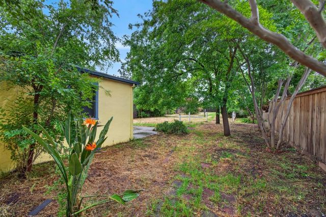 2600 Connie Dr, Sacramento, CA 95815