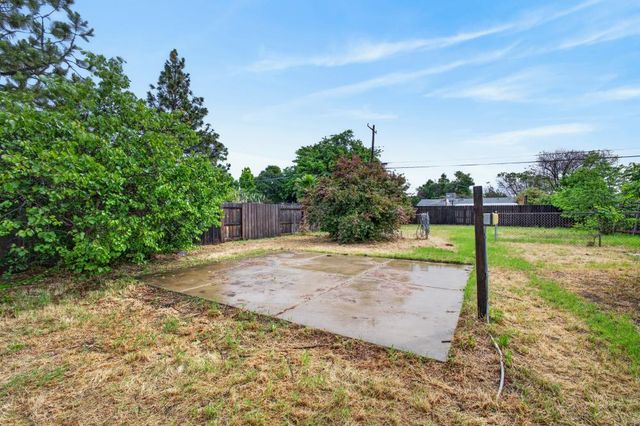 2600 Connie Dr, Sacramento, CA 95815