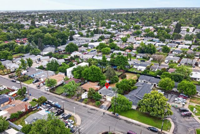 2600 Connie Dr, Sacramento, CA 95815