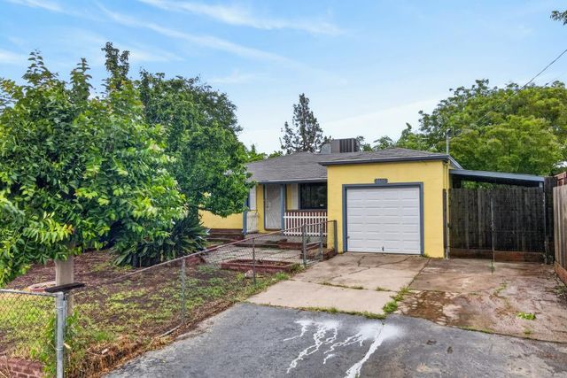 2600 Connie Dr, Sacramento, CA 95815