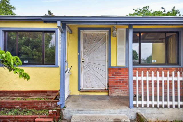 2600 Connie Dr, Sacramento, CA 95815