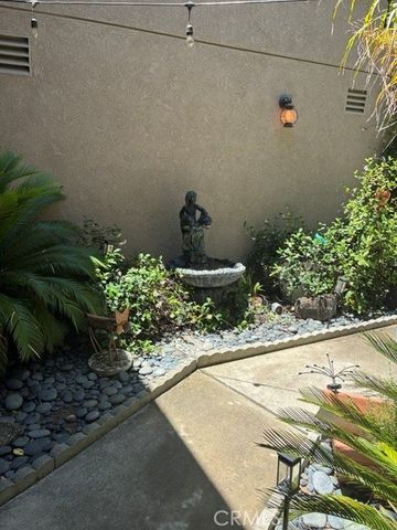 27911 Freeport, Mission Viejo, CA 92692