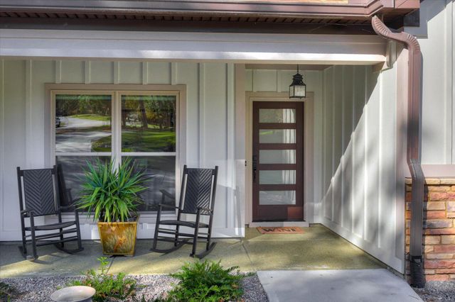 212 Pirates Cove, Mccormick, SC 29835