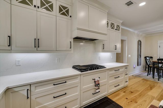 212 Pirates Cove, Mccormick, SC 29835