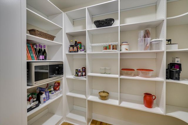 212 Pirates Cove, Mccormick, SC 29835