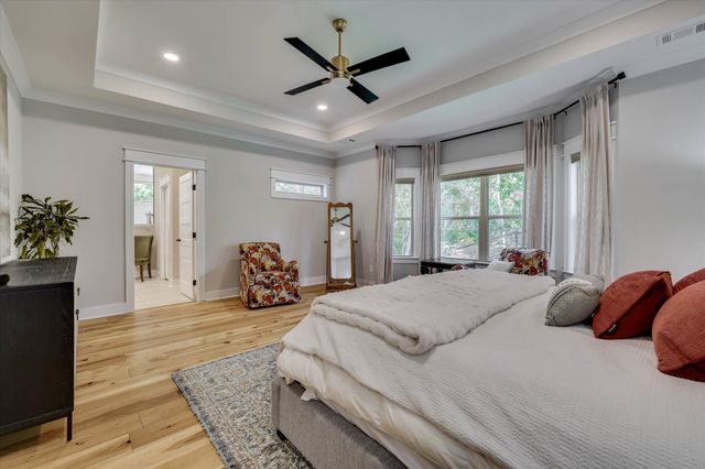 212 Pirates Cove, Mccormick, SC 29835