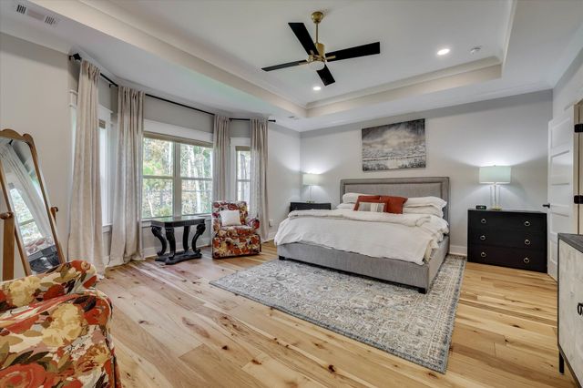 212 Pirates Cove, Mccormick, SC 29835