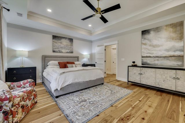 212 Pirates Cove, Mccormick, SC 29835