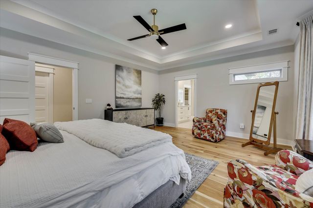 212 Pirates Cove, Mccormick, SC 29835