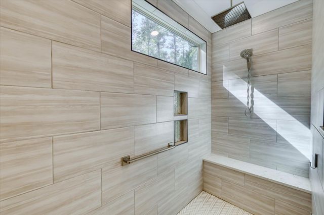 212 Pirates Cove, Mccormick, SC 29835