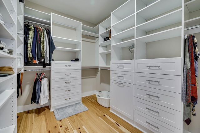 212 Pirates Cove, Mccormick, SC 29835