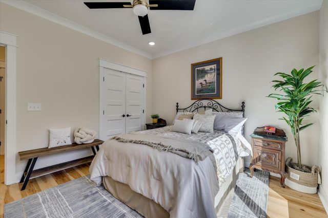 212 Pirates Cove, Mccormick, SC 29835